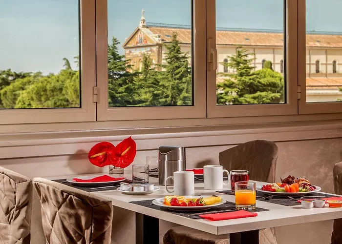San Paolo Couette-café Rome